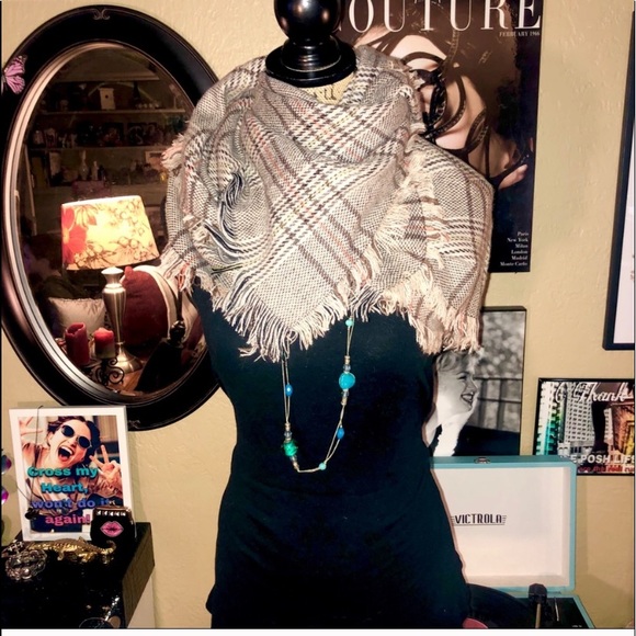 Plaid & Houndstooth Print Fringed Scarf/Wrap
